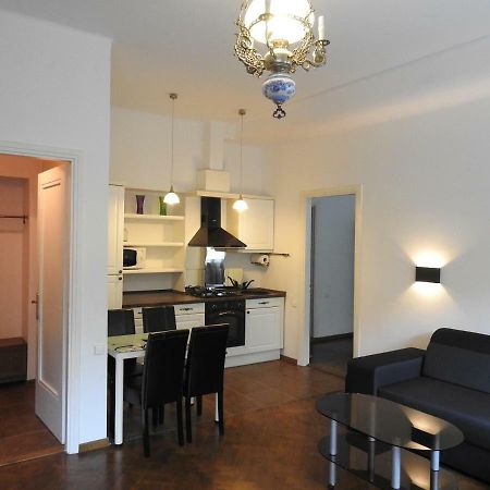 Laisves Aleja Apartment Kaunas Exterior photo